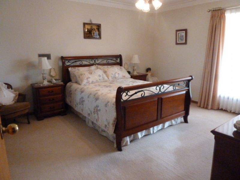 7 Jinchilla Avenue, Frankston South VIC 3199