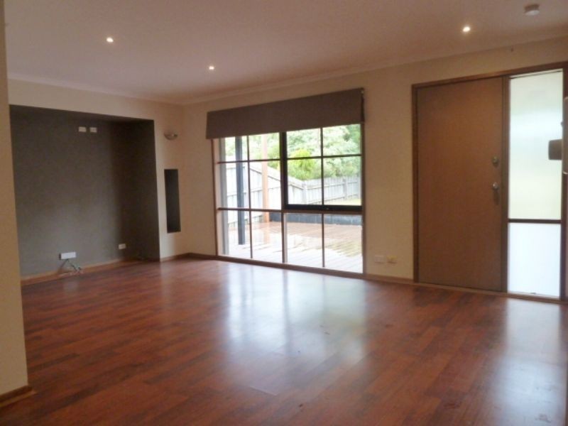 5 Impressa Close, Langwarrin VIC 3910