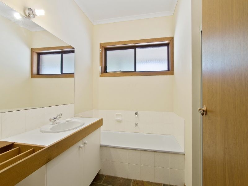 34 Grassmere Road, Langwarrin VIC 3910