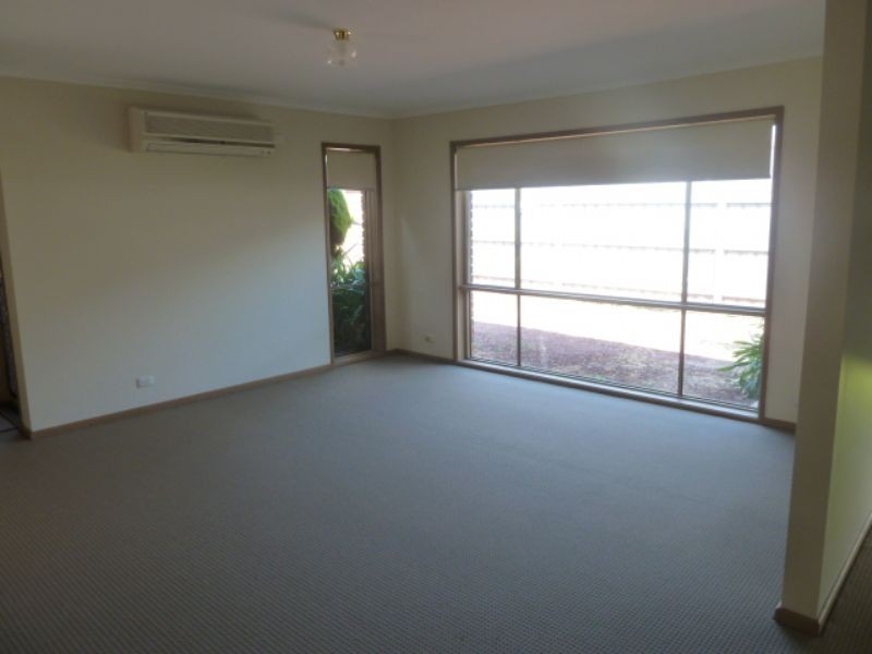 2/3 Darnely Drive, Skye VIC 3977