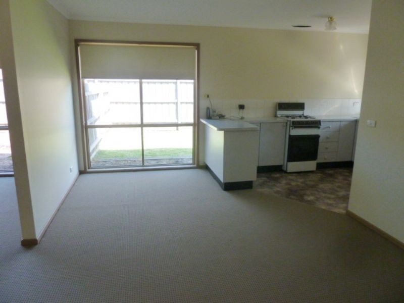 2/3 Darnely Drive, Skye VIC 3977