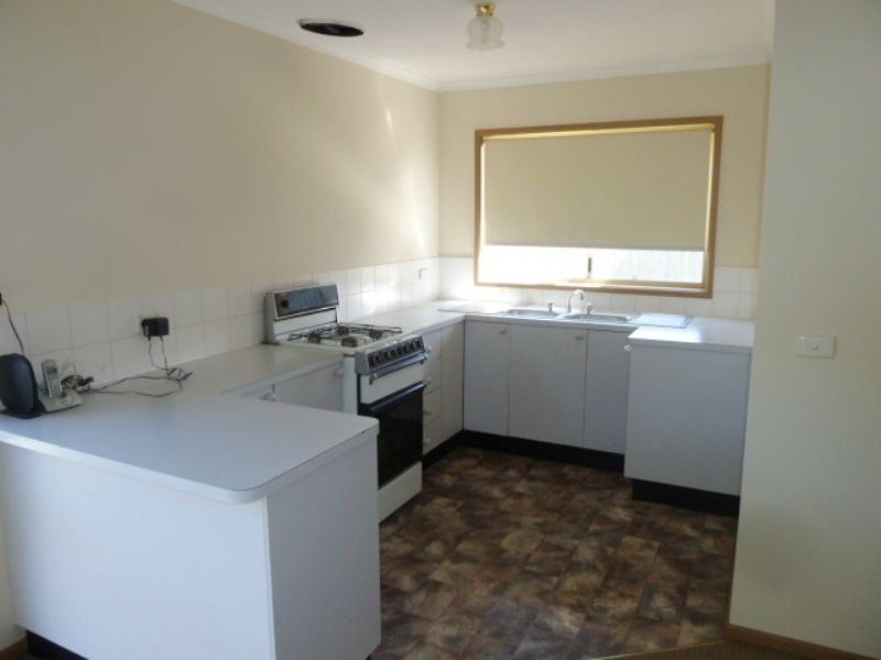 2/3 Darnely Drive, Skye VIC 3977