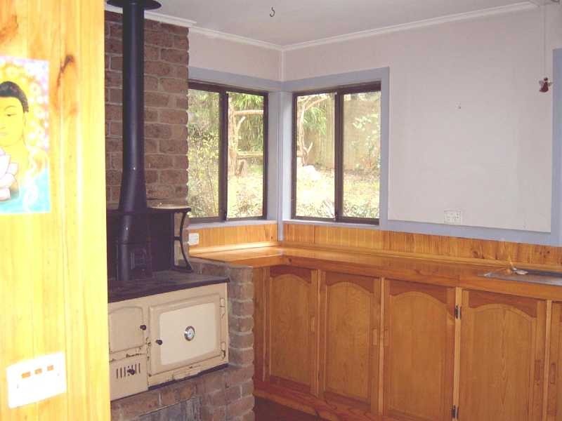 11 Maurice Street, Cockatoo VIC 3781