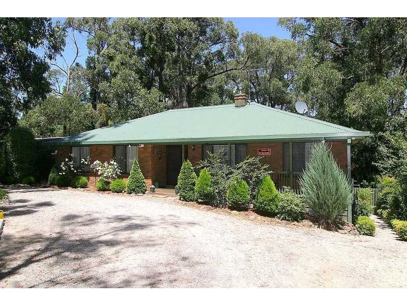 45 Caroline Avenue, Cockatoo VIC 3781