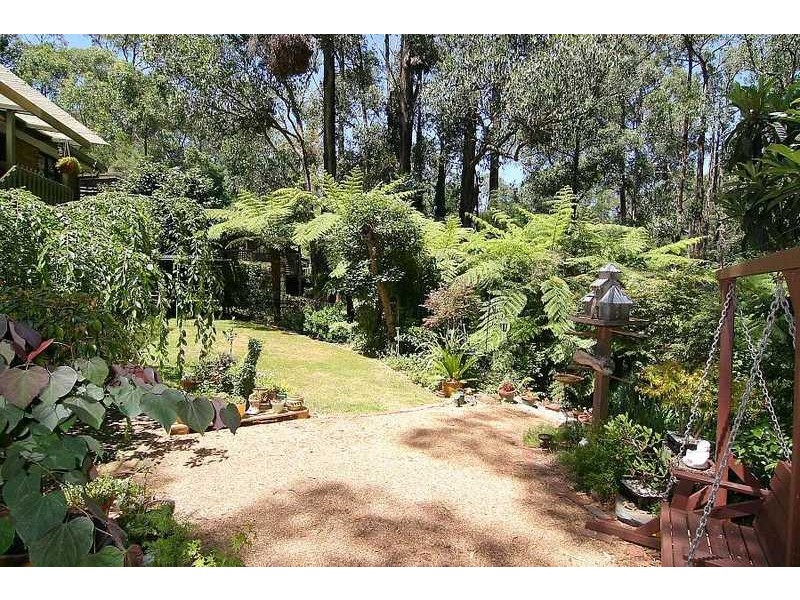 45 Caroline Avenue, Cockatoo VIC 3781