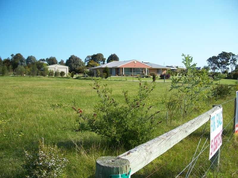 20 Mallard Close, Newlands Arm VIC 3875