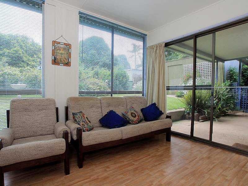 8 Halcyon Avenue, The Patch VIC 3792
