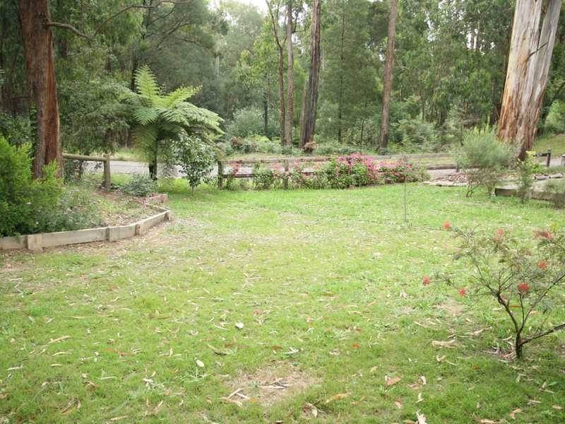 33 Rankins Road, Monbulk VIC 3793