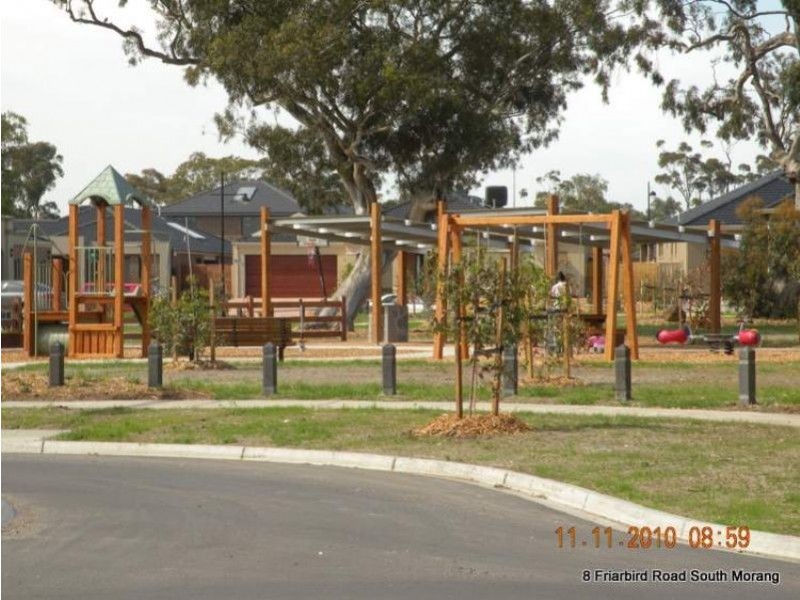 8 Friarbird Road, South Morang VIC 3752