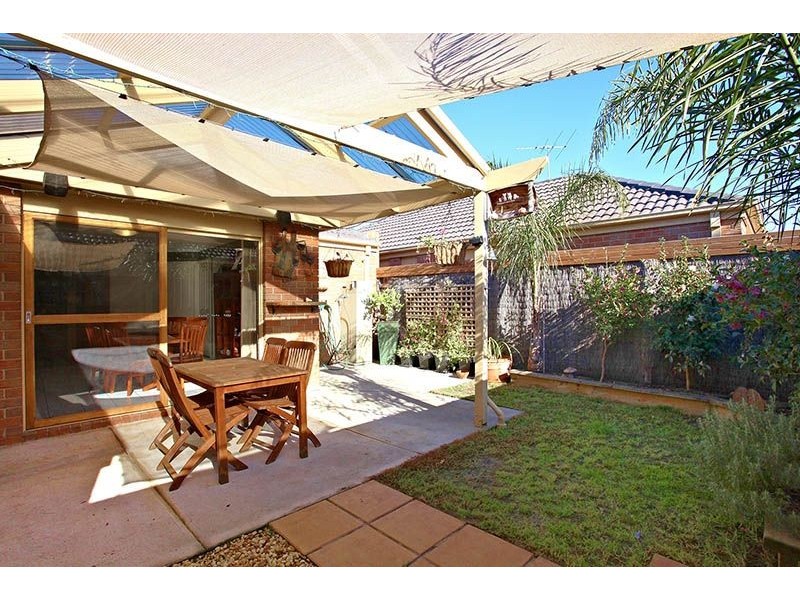 19 Tiffany Grove, South Morang VIC 3752