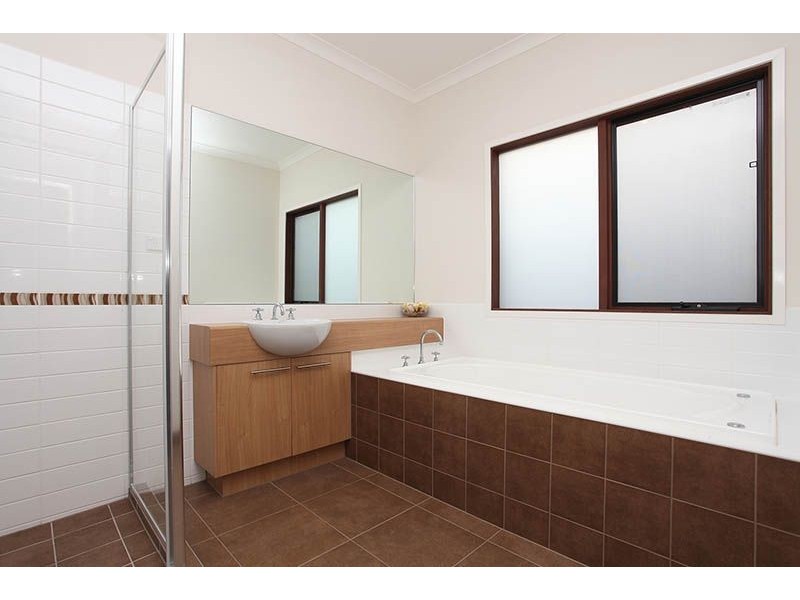 Mernda VIC 3754