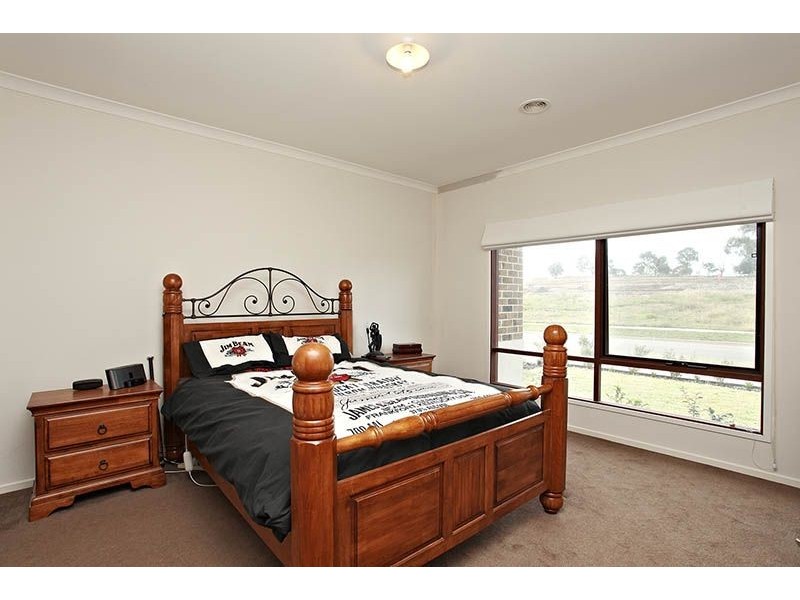 Mernda VIC 3754
