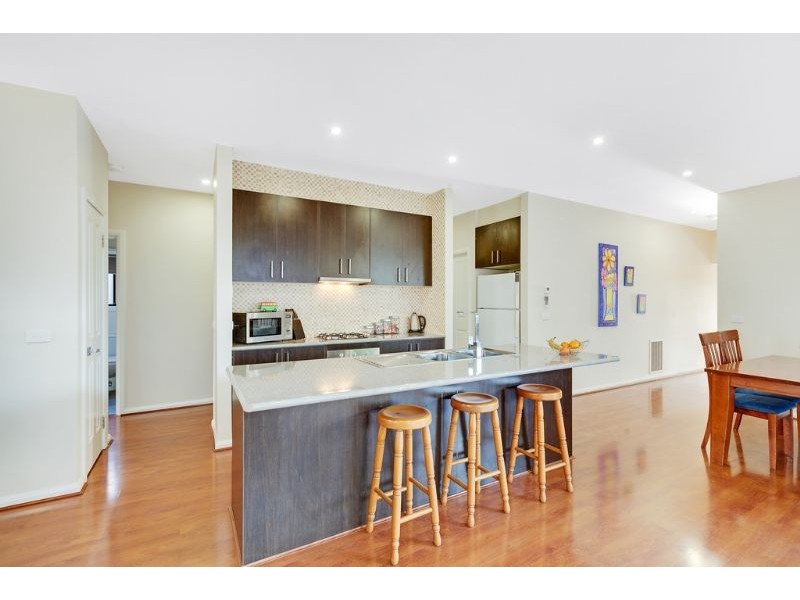 12 Bear Crescent,, Doreen VIC 3754