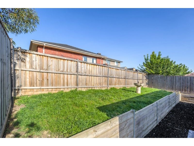 12 Bear Crescent,, Doreen VIC 3754