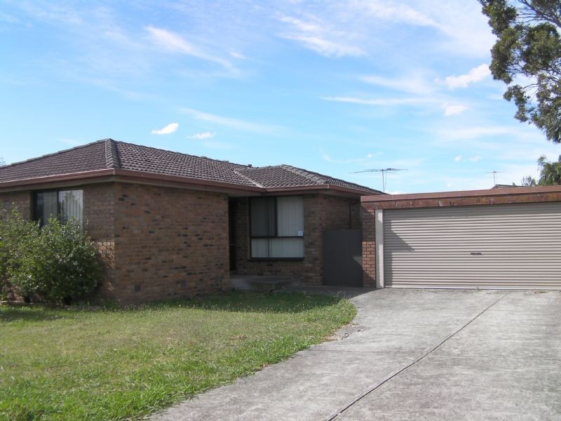 16 Christie Avenue, Mill Park VIC 3082