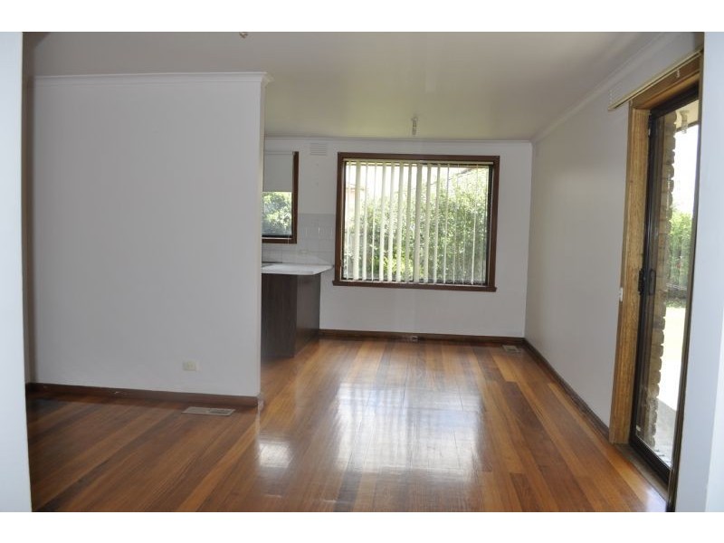 16 Christie Avenue, Mill Park VIC 3082