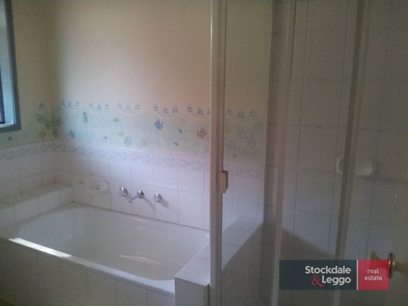 31 Peugeot Pursuit, Mill Park VIC 3082