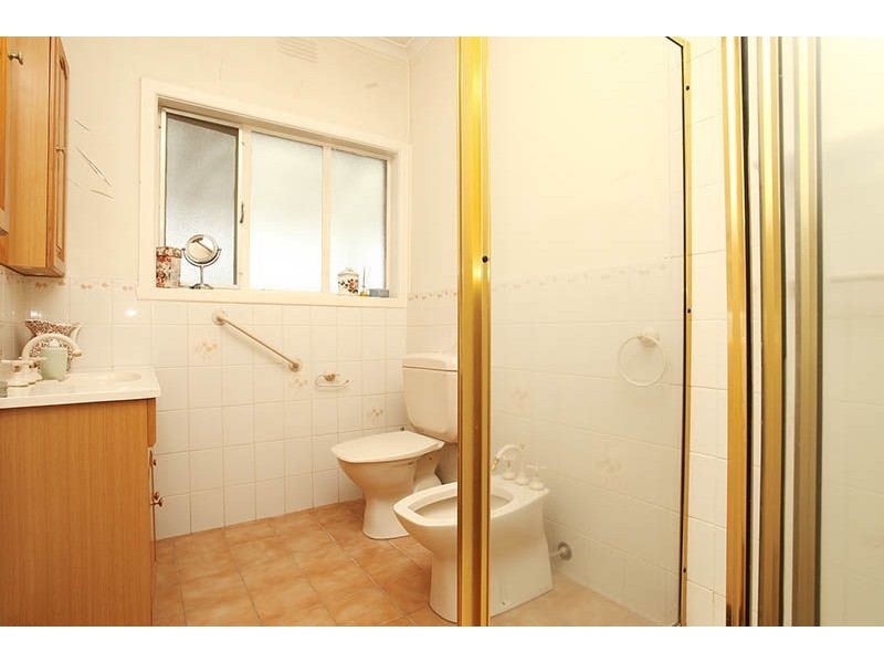 107 ALEXANDER AVENUE, Thomastown VIC 3074