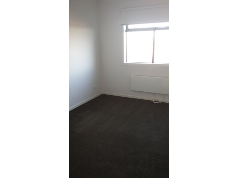 75 Lyndarum Drive, Epping VIC 3076