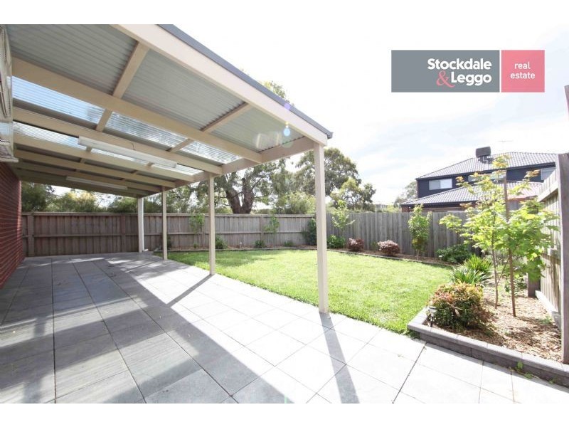 14 Kinkora Crescent, South Morang VIC 3752