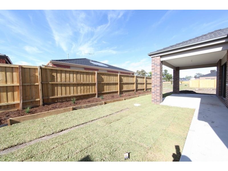 6 Mango Crescent, Mernda VIC 3754