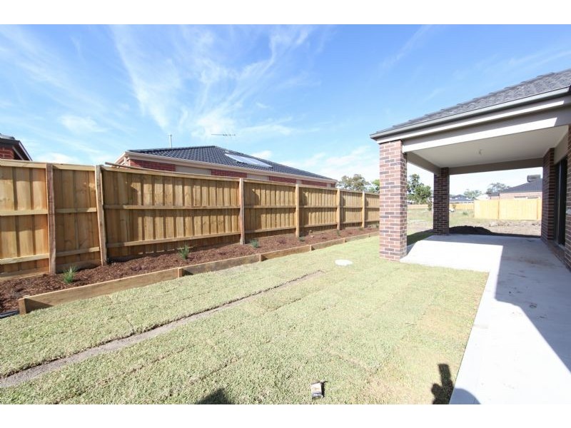 6 Mango Crescent, Mernda VIC 3754