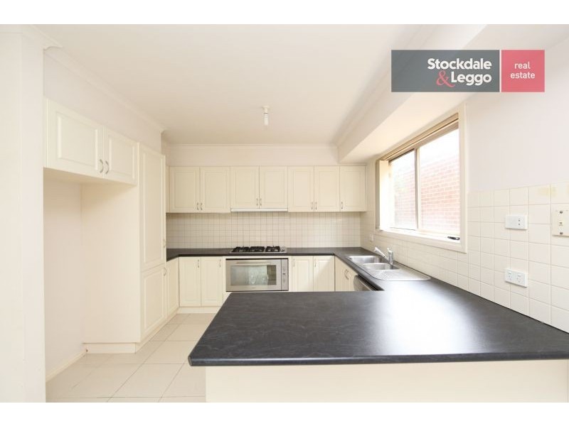 34 Lazar Grove, South Morang VIC 3752
