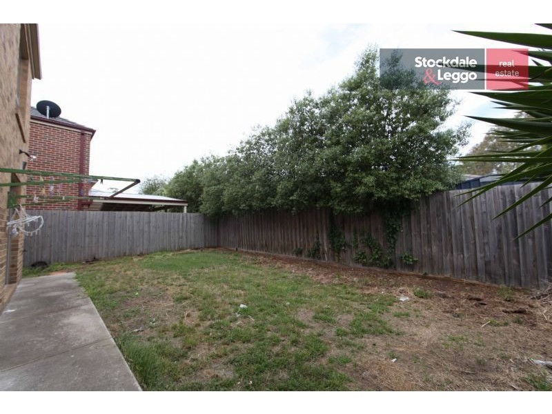 34 Lazar Grove, South Morang VIC 3752