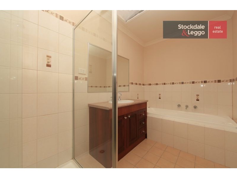 193 The Lakes boulevard, South Morang VIC 3752