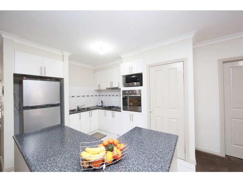 2 Kylemore Drive, South Morang VIC 3752