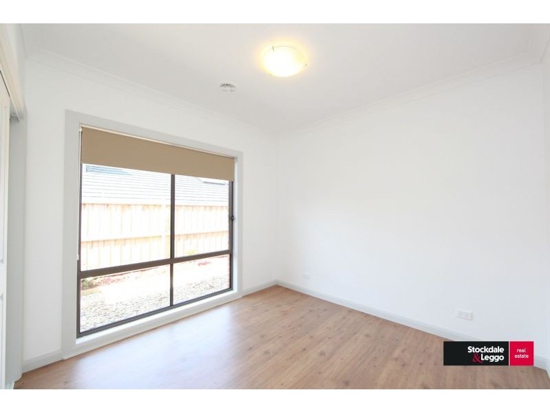 15 Tooradin Crescent, Doreen VIC 3754