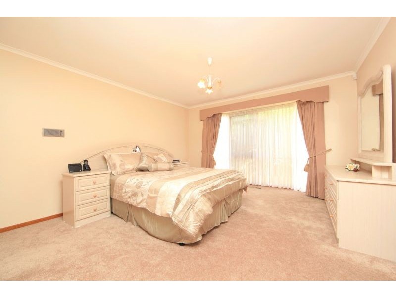 Mill Park VIC 3082