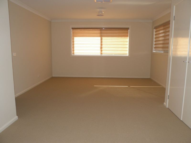 35 Blainey Crescent, Epping VIC 3076