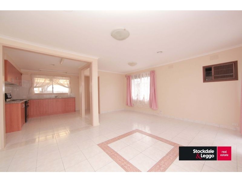 22 Mcfarlane Crescent, Epping VIC 3076