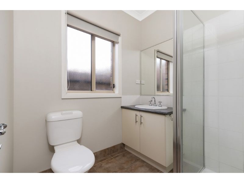 73 Vincent Drive, South Morang VIC 3752