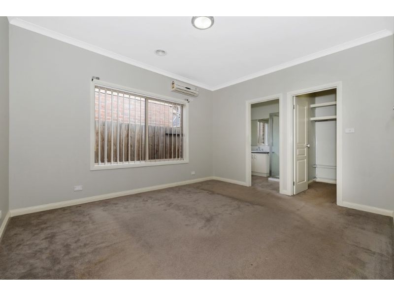 73 Vincent Drive, South Morang VIC 3752