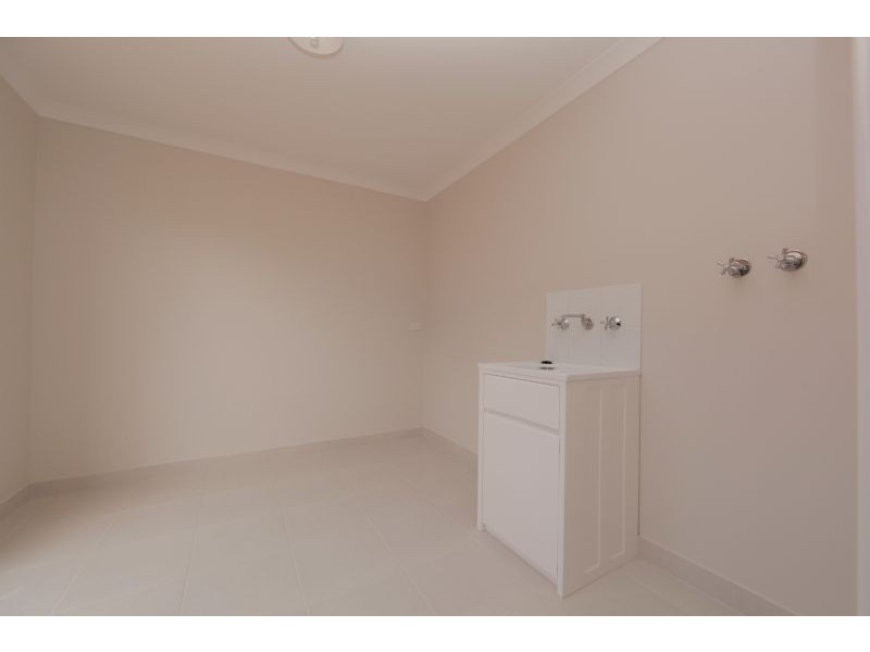 10 Jellis Avenue, South Morang VIC 3752