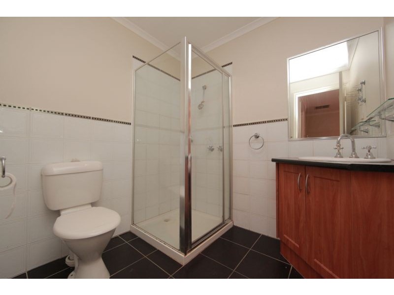6 Lazar Grove, South Morang VIC 3752