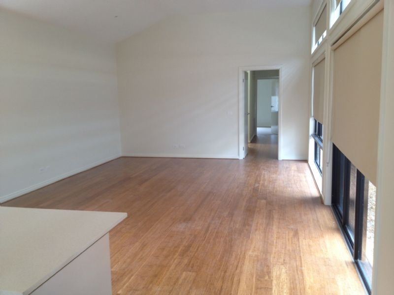 10 Grattan Street, South Morang VIC 3752