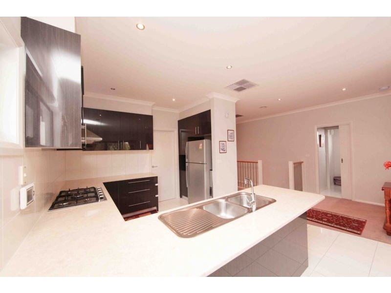 40 Le Page Run, South Morang VIC 3752