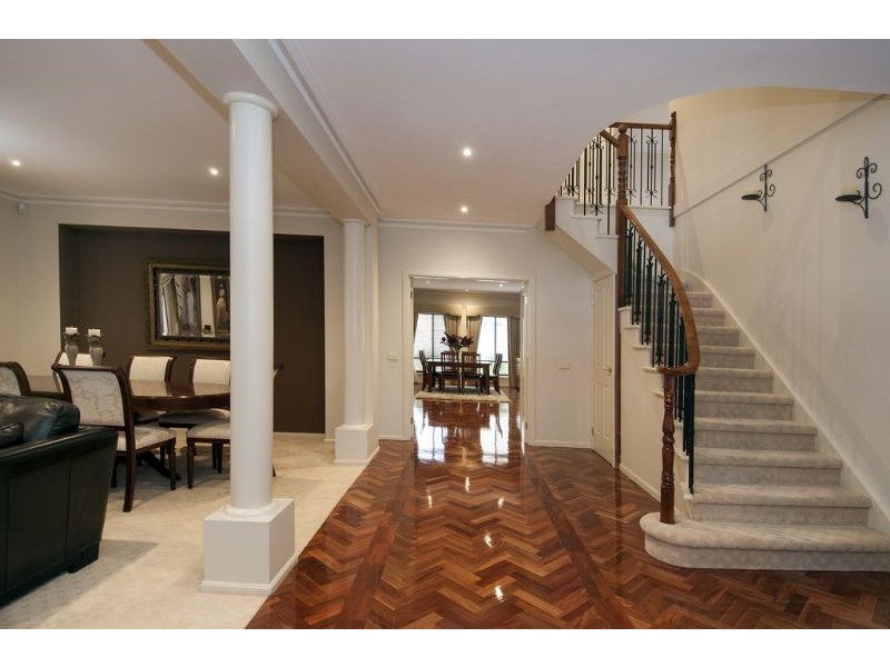 10 Berkley Rise, South Morang VIC 3752