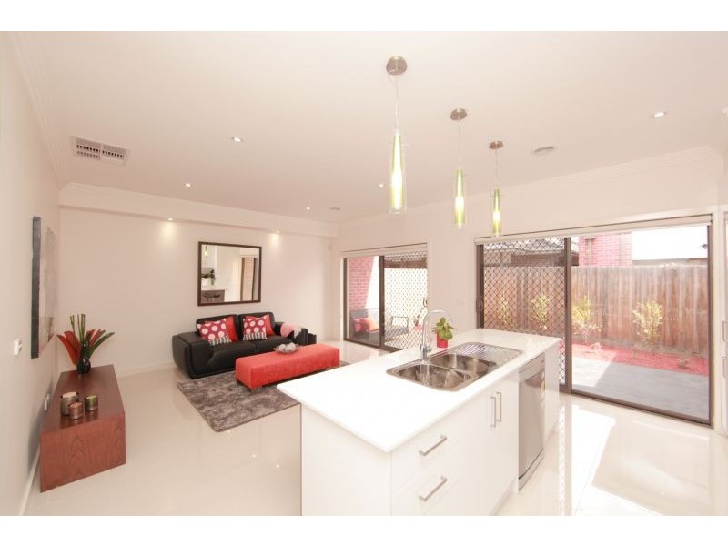 21 Snapdragon Street, South Morang VIC 3752