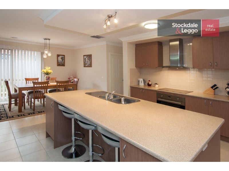 16 Gumleaf Avenue, Mernda VIC 3754