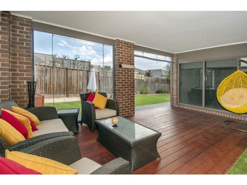 5 Lookout Rise, South Morang VIC 3752