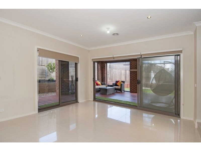 5 Lookout Rise, South Morang VIC 3752