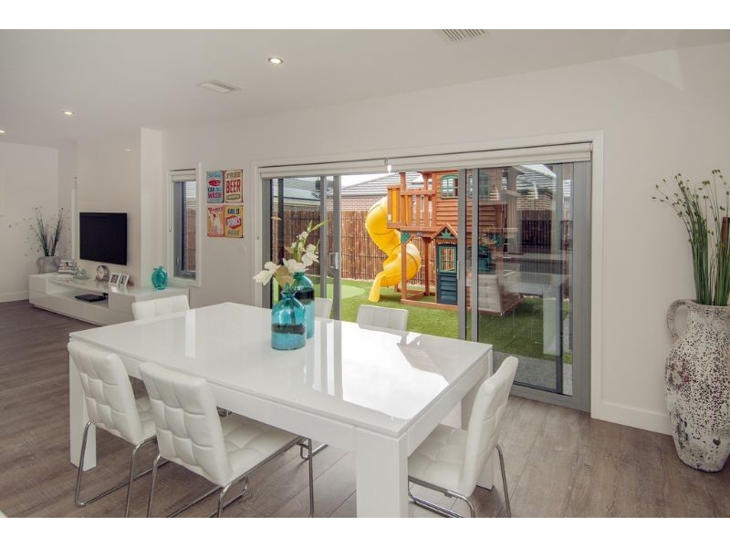 16 Baltic Grove, Epping VIC 3076