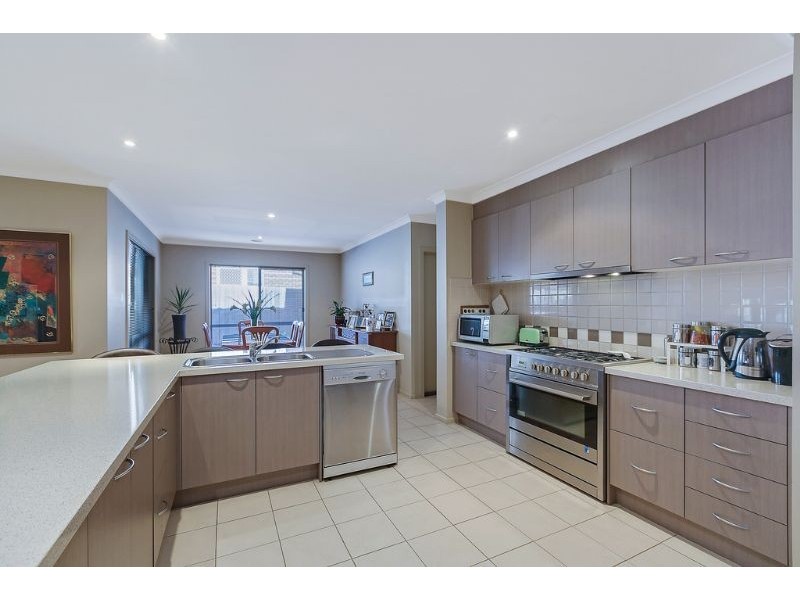 3 Sabre Way, South Morang VIC 3752