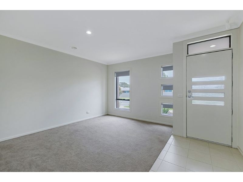 6 Pearson Road, Mernda VIC 3754