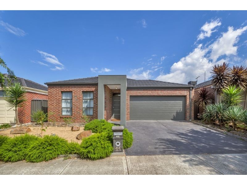 44 Panton Gap Drive, South Morang VIC 3752