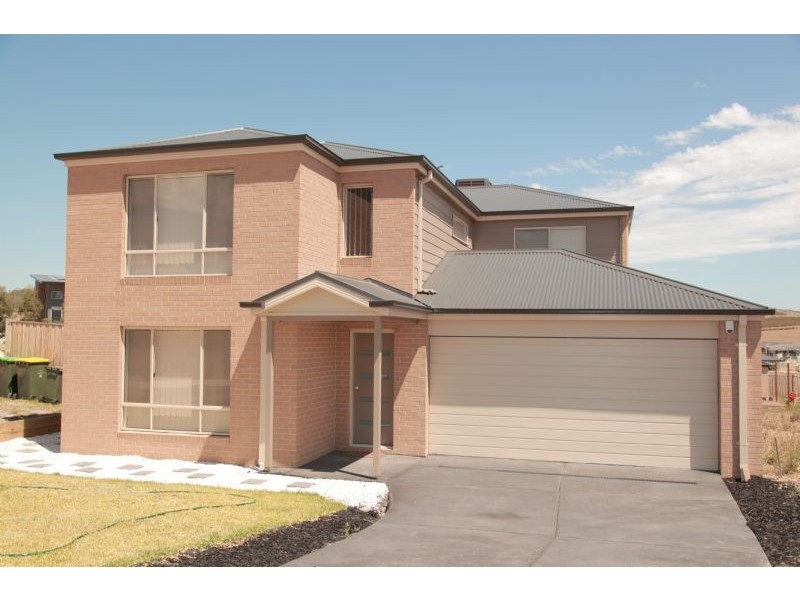 34 Greenside Way, Mernda VIC 3754
